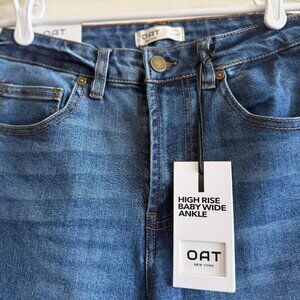 OAT High Rise, baby wide, ankle jeans. Raw hem, size 6/28